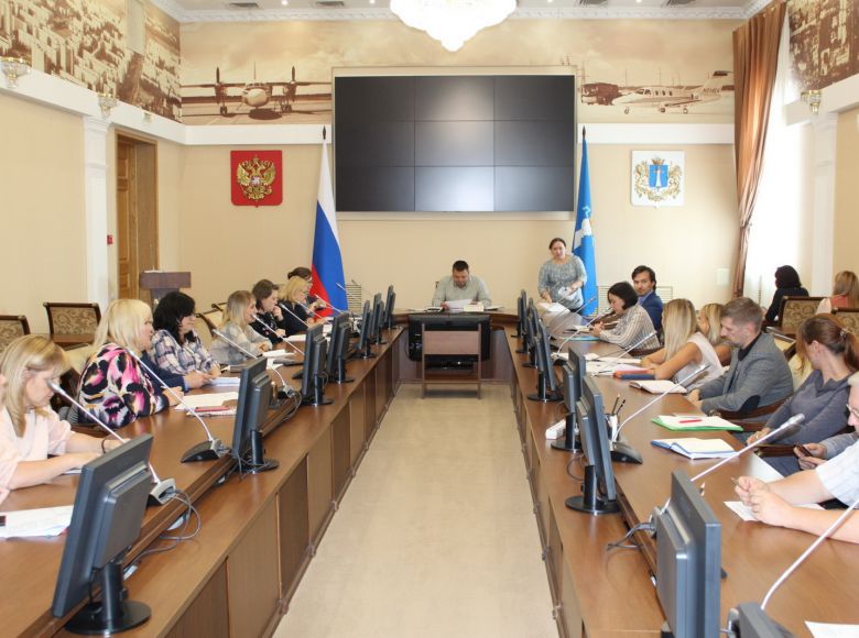 Комиссия Ульяновской области одобрила начало разработки законопроекта об ответственности муниципальных депутатов за недостоверные сведения о доходах