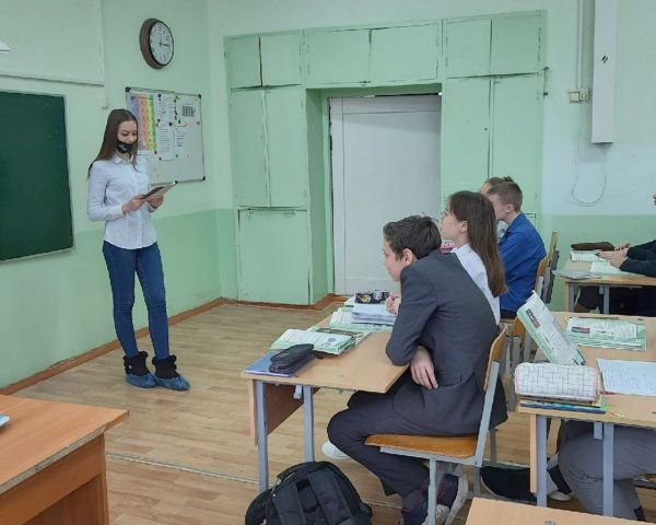 Молодые юристы Ульяновска поделились со школьниками секретами финансовой грамотности