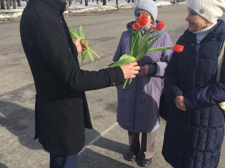 Ульяновское региональное отделение «Ассоциации юристов России» поздравило женщин Ульяновска с 8 марта!