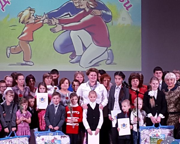 Уполномоченный по правам человека в Ульяновской области приняла участие в мероприятиях, посвящённых Дню приёмной семьи.