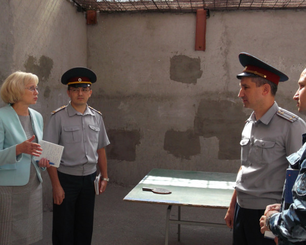 Уполномоченный по правам человека в Ульяновской области проверила условия содержания следственно-арестованных несовершеннолетних