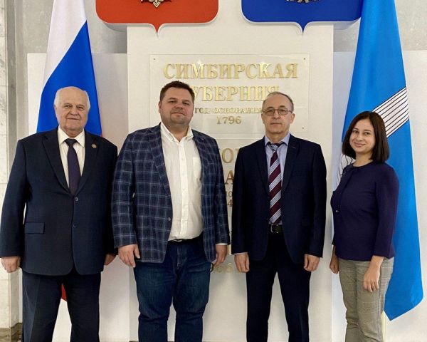 В Правительстве Ульяновской области обсудили вопросы взаимодействия с Адвокатской палатой региона