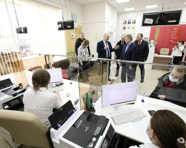 В Радищевском районе открыли офис Госюрбюро на базе нового МЦФ