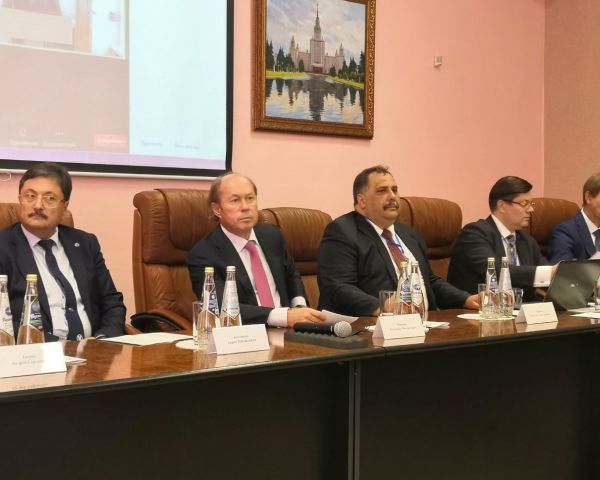 В Ульяновске обсудили правовые проблемы «транспорта будущего»