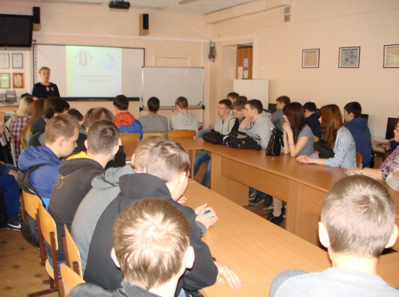 В Ульяновском строительном колледже прошел урок финансовой грамотности