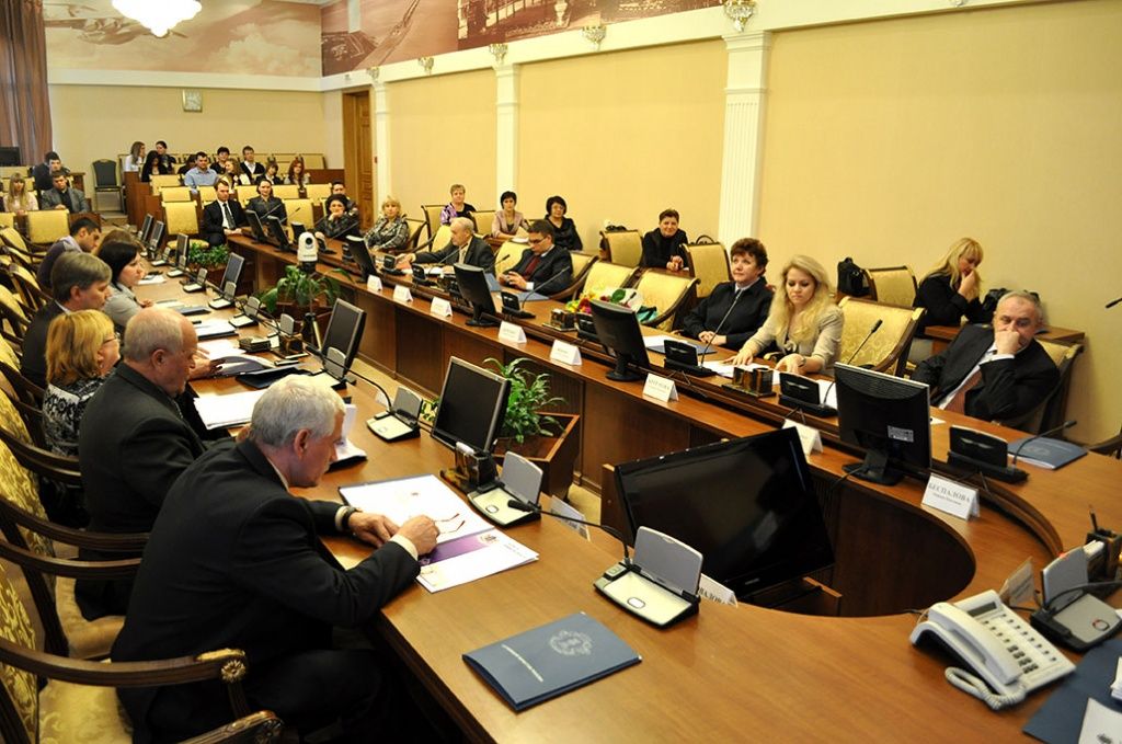 Совет Ульяновского регионального отделения АЮР обсудил основные направления работы в 2013 году