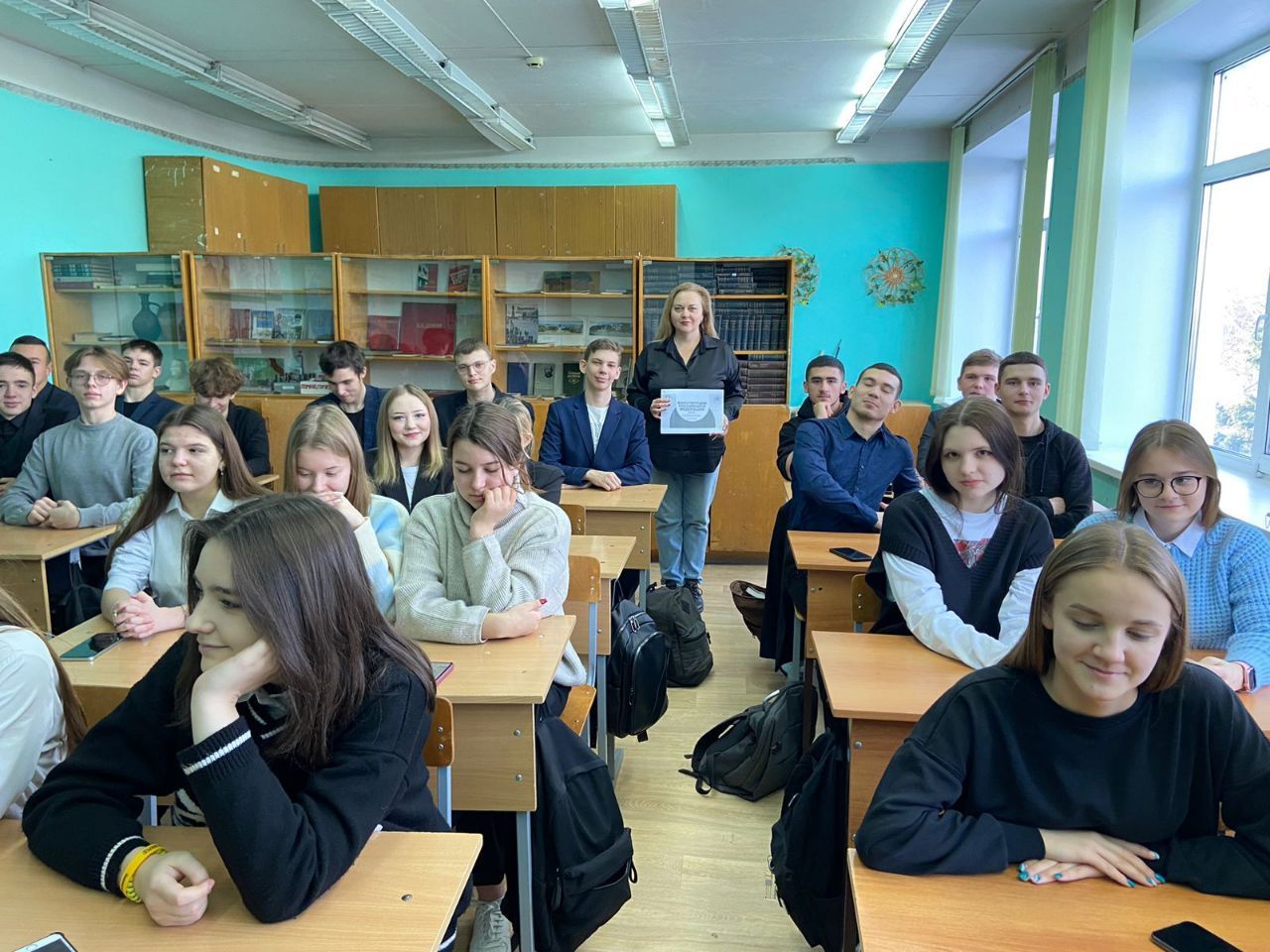 Ульяновская команда юристов продолжает проводить уроки права для юных жителей региона