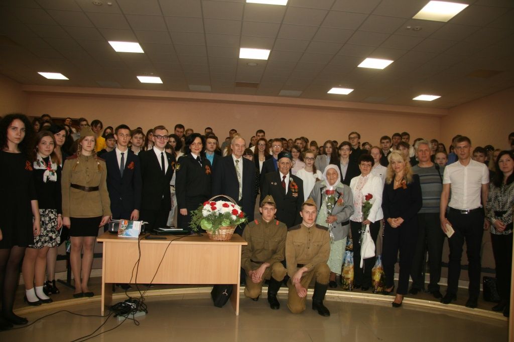В Ульяновске прошел праздничный концерт, посвященный 70-летию Победы «Память сильнее времени»