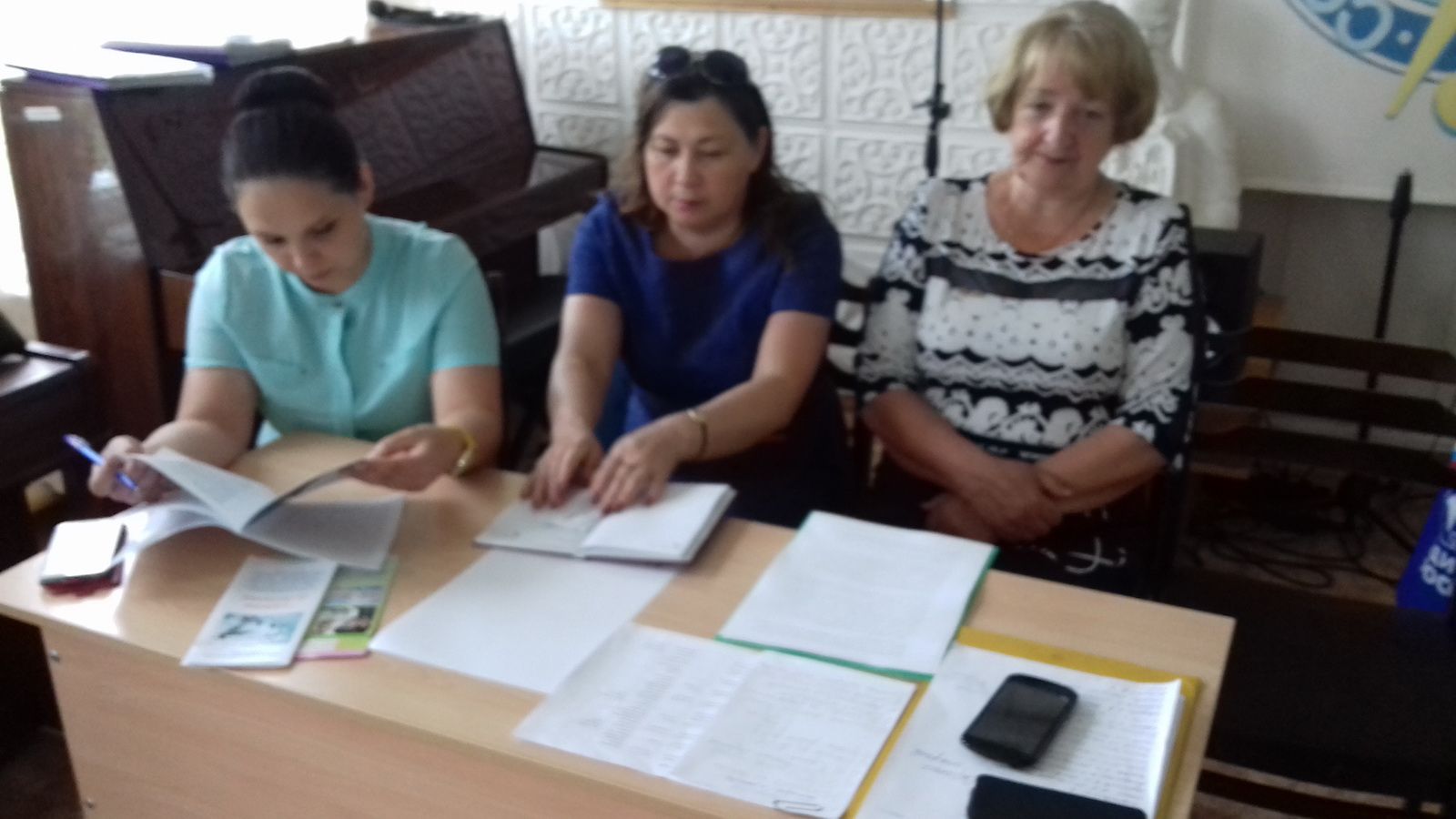 В Ульяновской области права детей-сирот обсудили на круглом столе