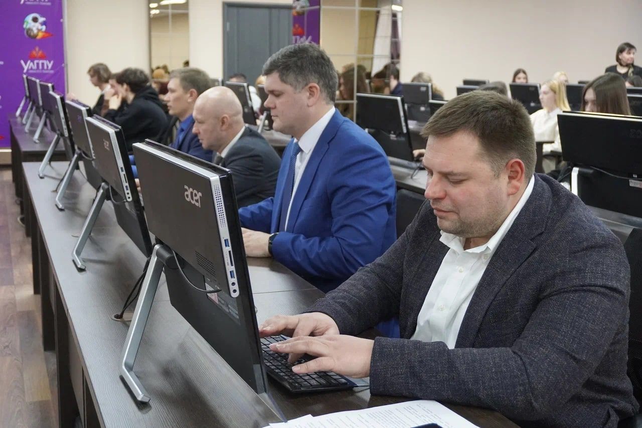 В Ульяновской области прошёл очный этап ЮрДиктанта-2022