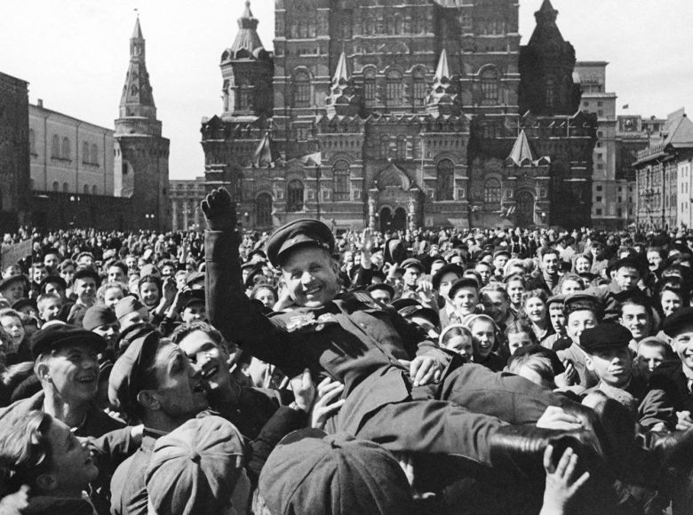 Поздравляем с Днём Победы в Великой Отечественной войне!