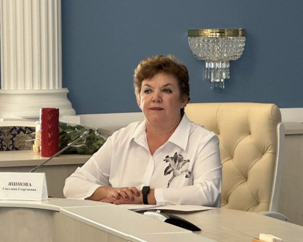 Поздравляем с днём рождения Светлану Яшнову!