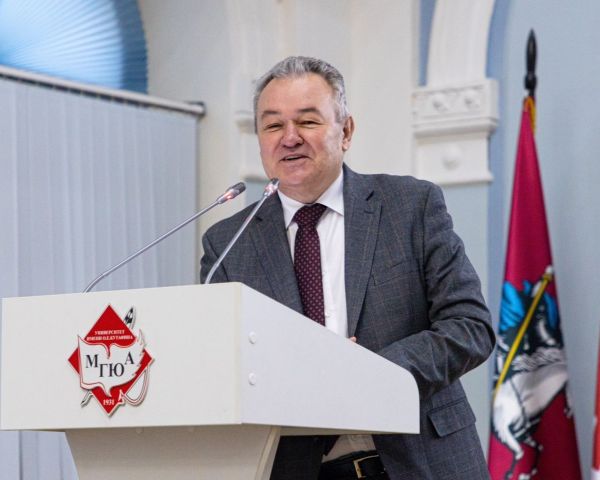 Поздравляем с днём рождения Виктора Блажеева!