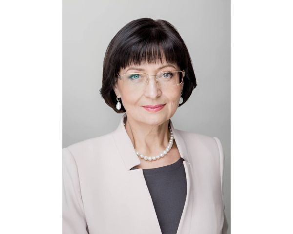 Поздравляем с днём рождения Марину Беспалову!
