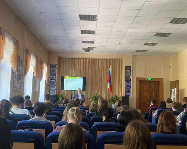 Будущее в детях!  Ульяновские юристы провели ряд уроков права для школьников и студентов