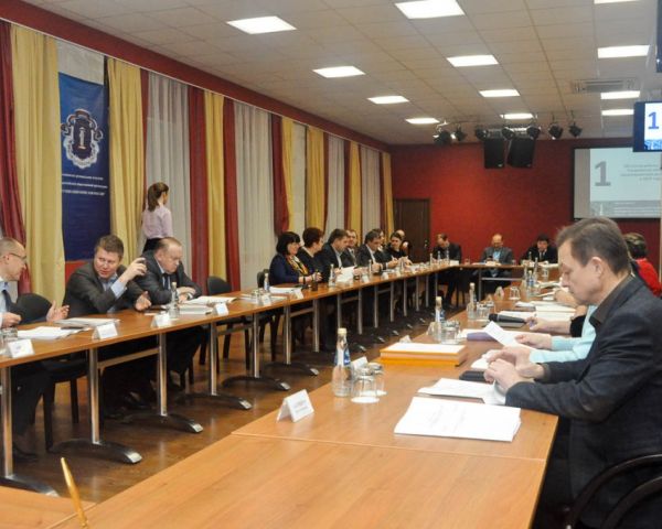Комиссия Ульяновской области по законопроектной деятельности подвела итоги текущего года и рассмотрела план на 2015 год