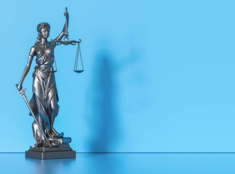 Оформление наследства, споры с соседями и защита трудовых прав: подборка успешных дел Ульяновских юристов