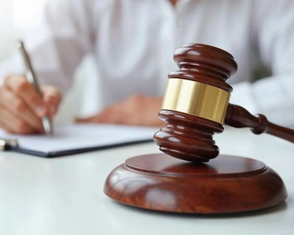 От снятия с регистрационного учёта и назначения страховой пенсии до разрешения кредитных вопросов: подборка успешных дел Ульяновских юристов