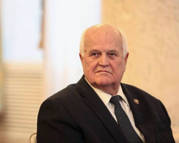 Поздравляем Чернышова Валерия Ивановича с днём рождения!