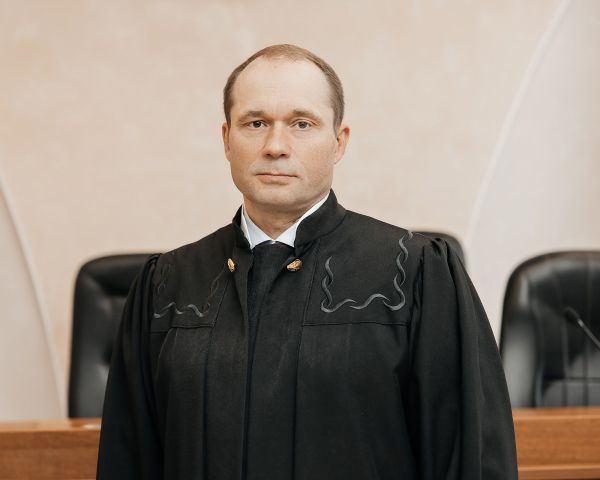 Поздравляем с днём рождения Андрея Топорова!