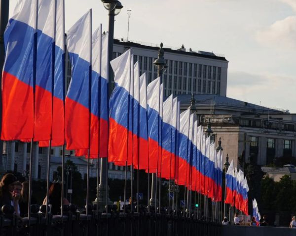 Поздравляем с Днём Государственного флага Российской Федерации!