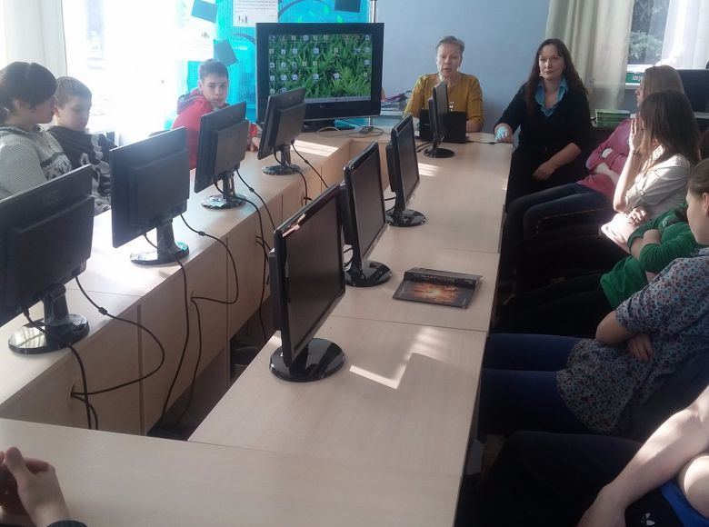 Выпускникам  Ульяновского детского дома «Гнёздышко» рассказали о жилищных правах