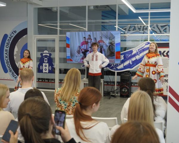 «Я, ты, он, она - России дружная семья!»: иммерсивный спектакль от студентов Ульяновского государственного университета
