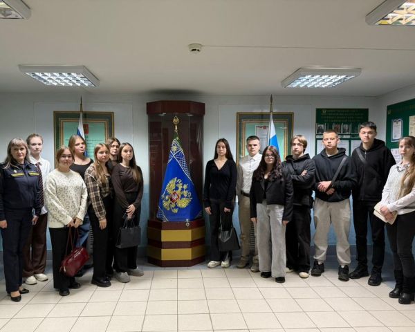 Знакомство с деятельностью судебных приставов: в УФССП России по Ульяновской области прошёл день открытых дверей