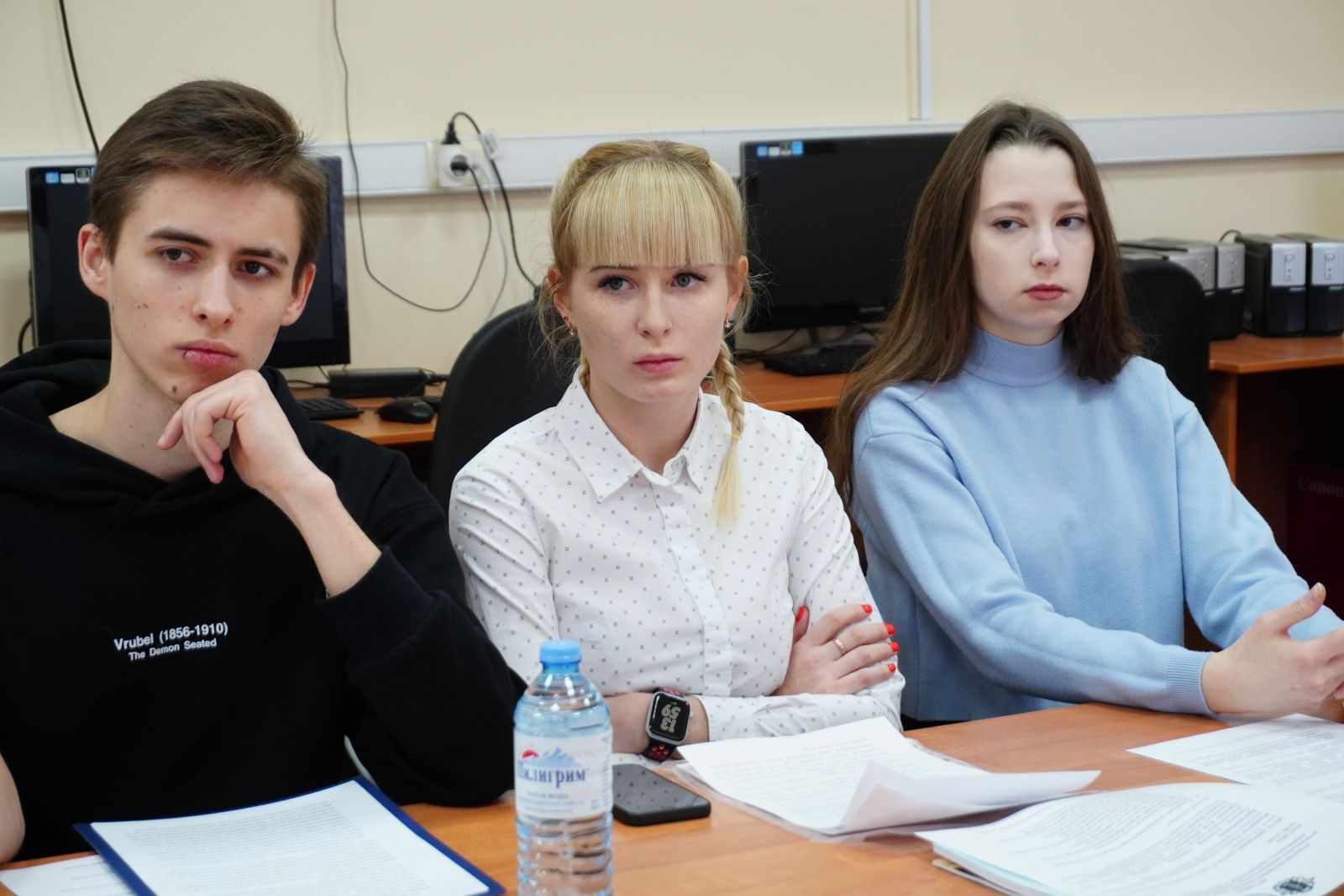 19 января ко дню Ульяновской области на факультете права, экономики и управления УлГПУ имени И.Н. Ульянова прошла открытая обучающая правовая сессия: «Особенности регионального законодательства Ульяновской области: история и современность».
