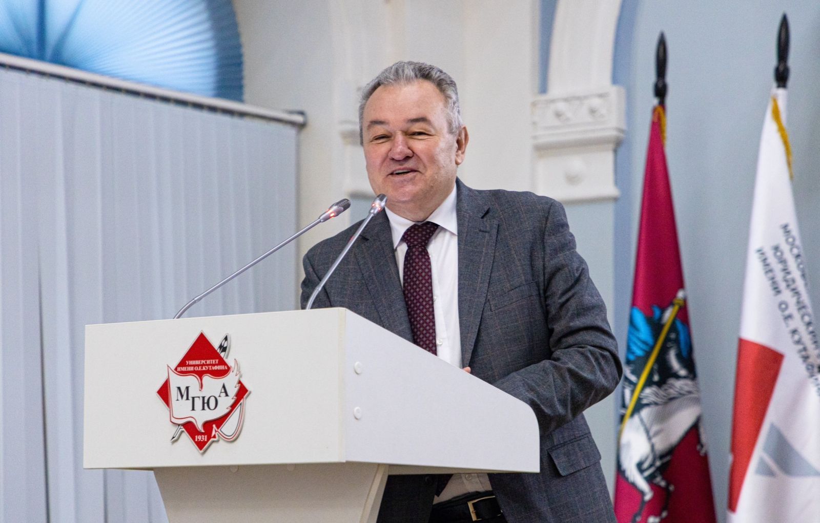 Поздравляем с днём рождения Виктора Блажеева!