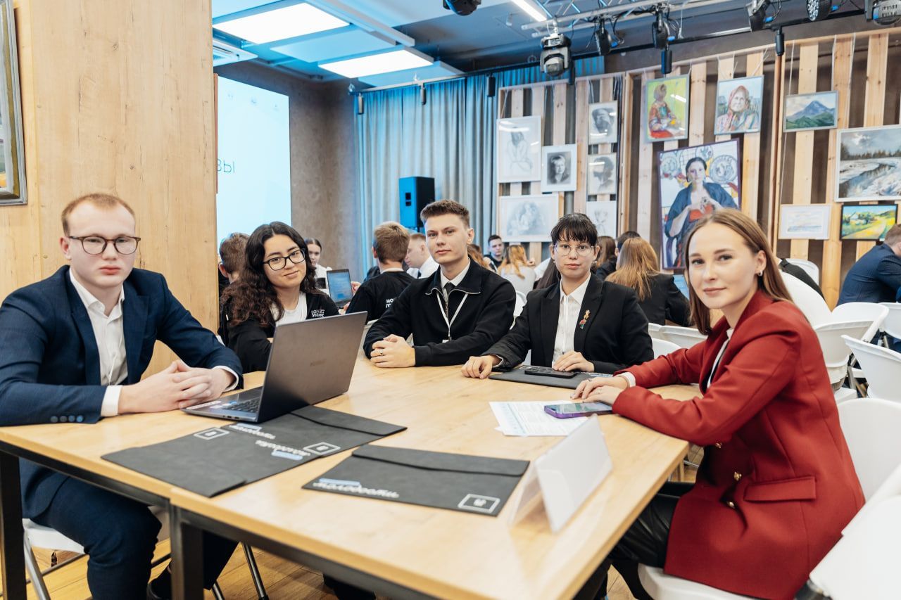 Готов к развитию и новым знаниям! В Ульяновске прошёл Форум молодых политиков