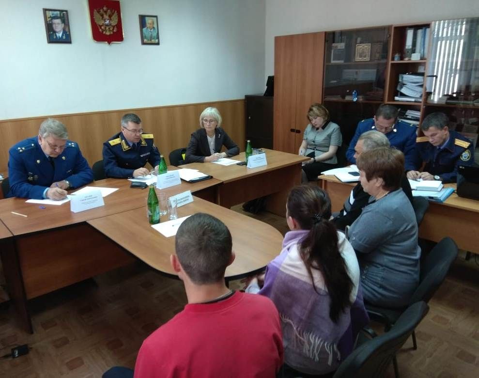 Консультировали вместе с прокуратурой и следственным управлением