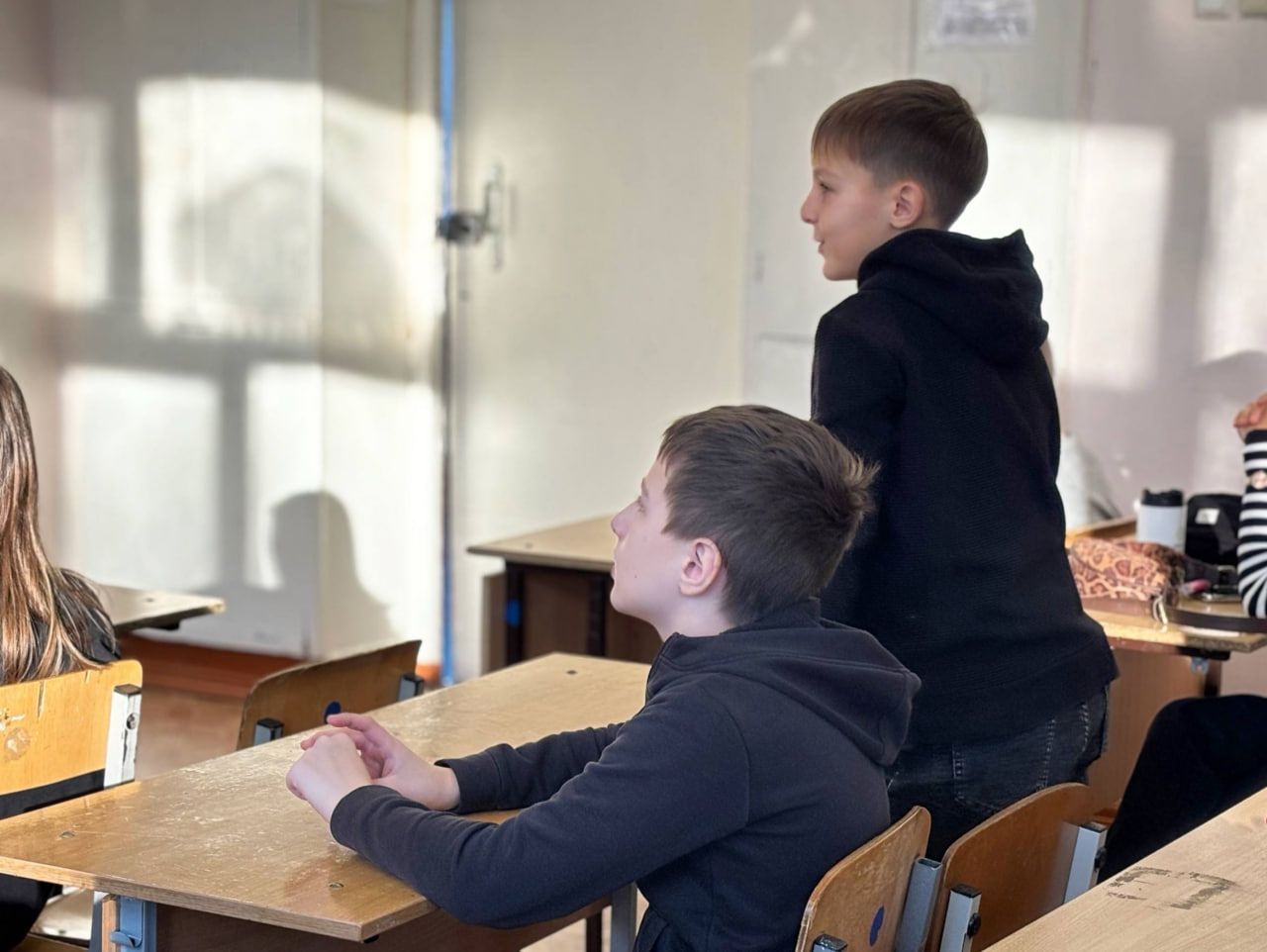 Лучший подарок – это знания: о безопасности в сети для юных гимназистов