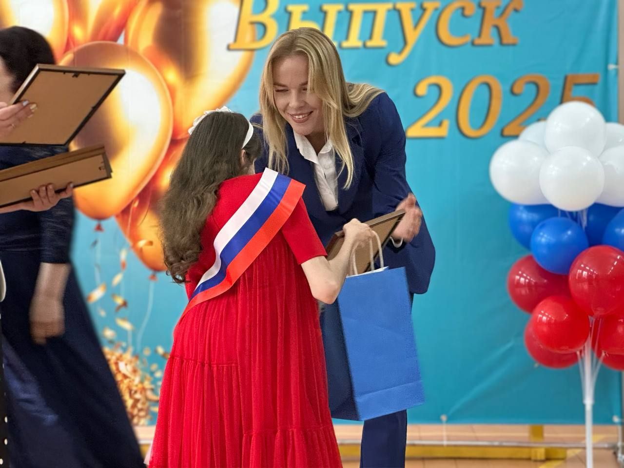 Мелодия последнего звонка Мелодия последнего звонка