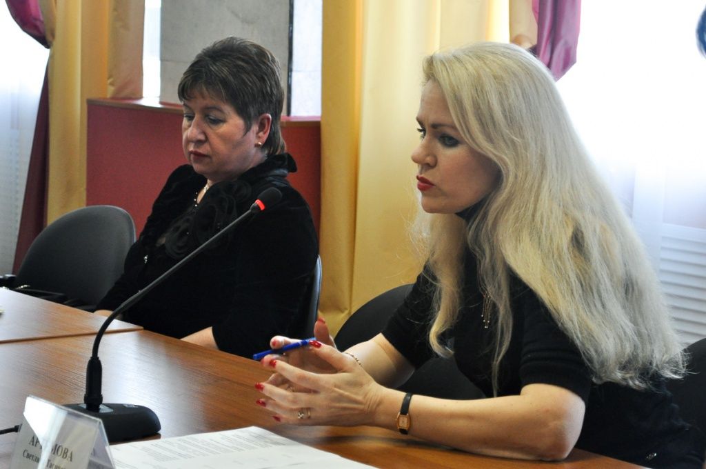 На круглом столе обсудили вопросы защиты прав потребителей в сфере связи На круглом столе обсудили вопросы защиты прав потребителей в сфере связи