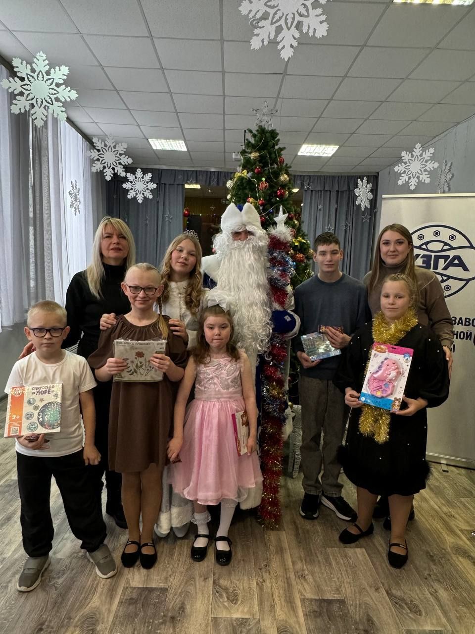 Нотариат Ульяновской области поздравил воспитанников подшефных детских домов с наступающим Новым годом