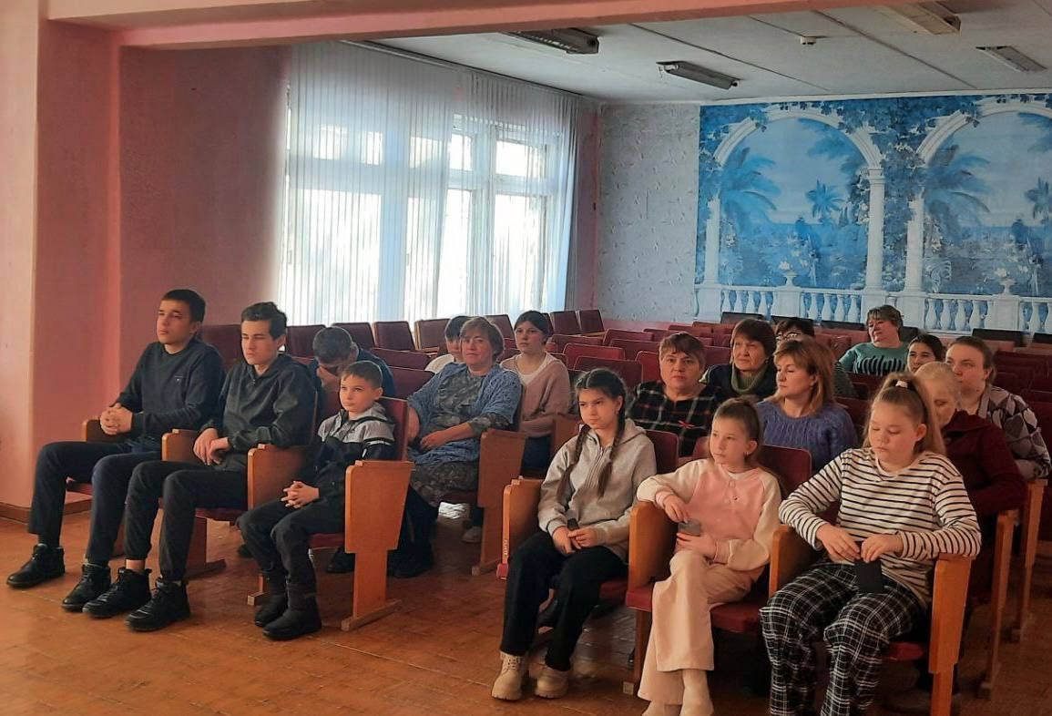 От основ избирательной системы до изучения семейного права. В Ульяновской области проходит Декада правового просвещения молодёжи От основ избирательной системы до изучения семейного права. В Ульяновской области проходит Декада правового просвещения молодёжи