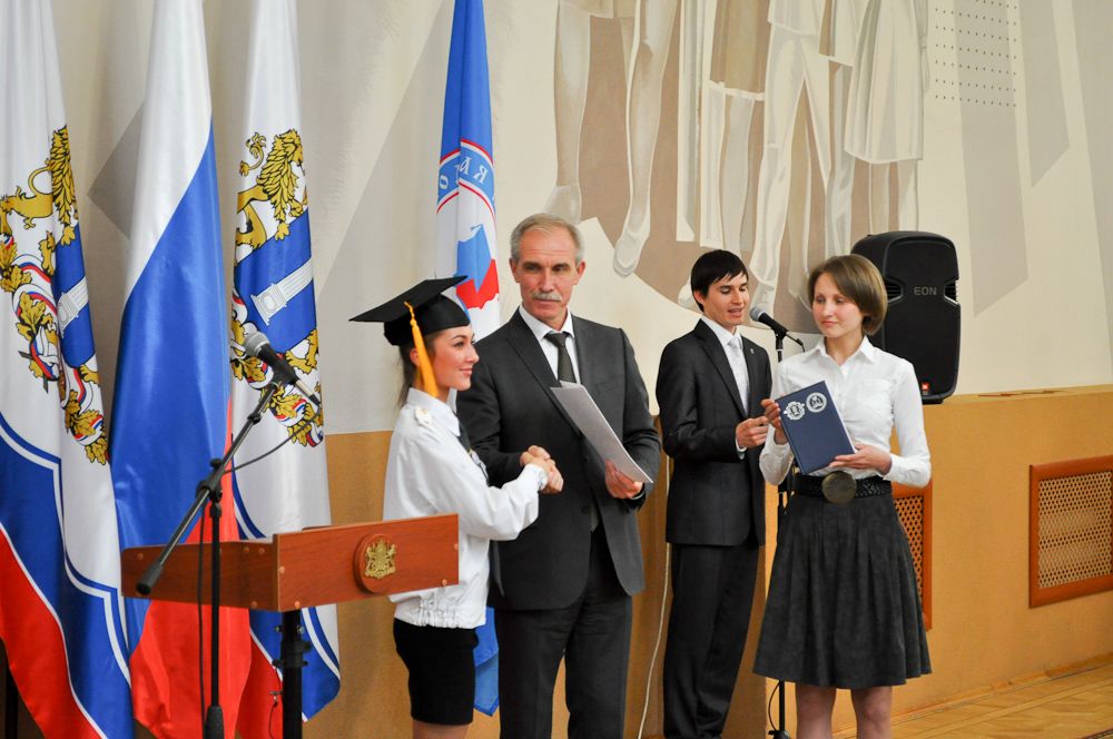 Первый выпуск в Молодёжной правовой академии Первый выпуск в Молодёжной правовой академии