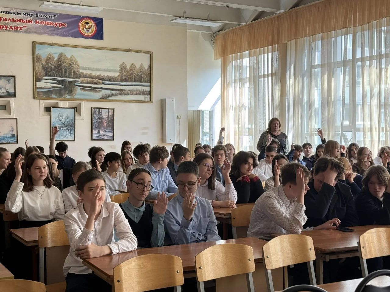 Подросток в сети: всё, что нужно знать о киберпространстве