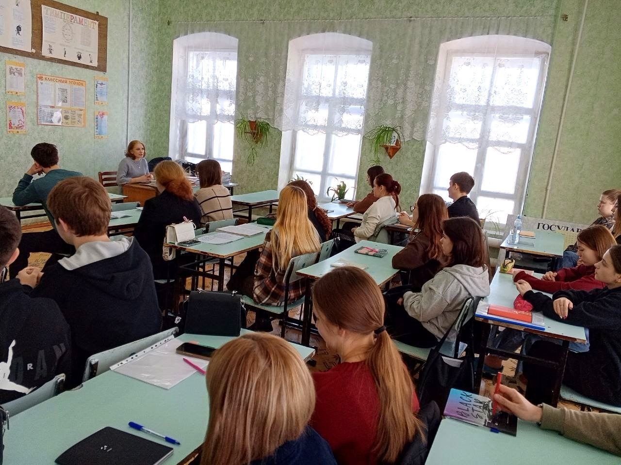 Погружаясь в мир права