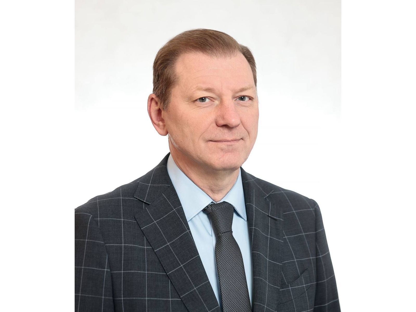 Поздравляем с днём рождения Разумкова Владимира Николаевича!