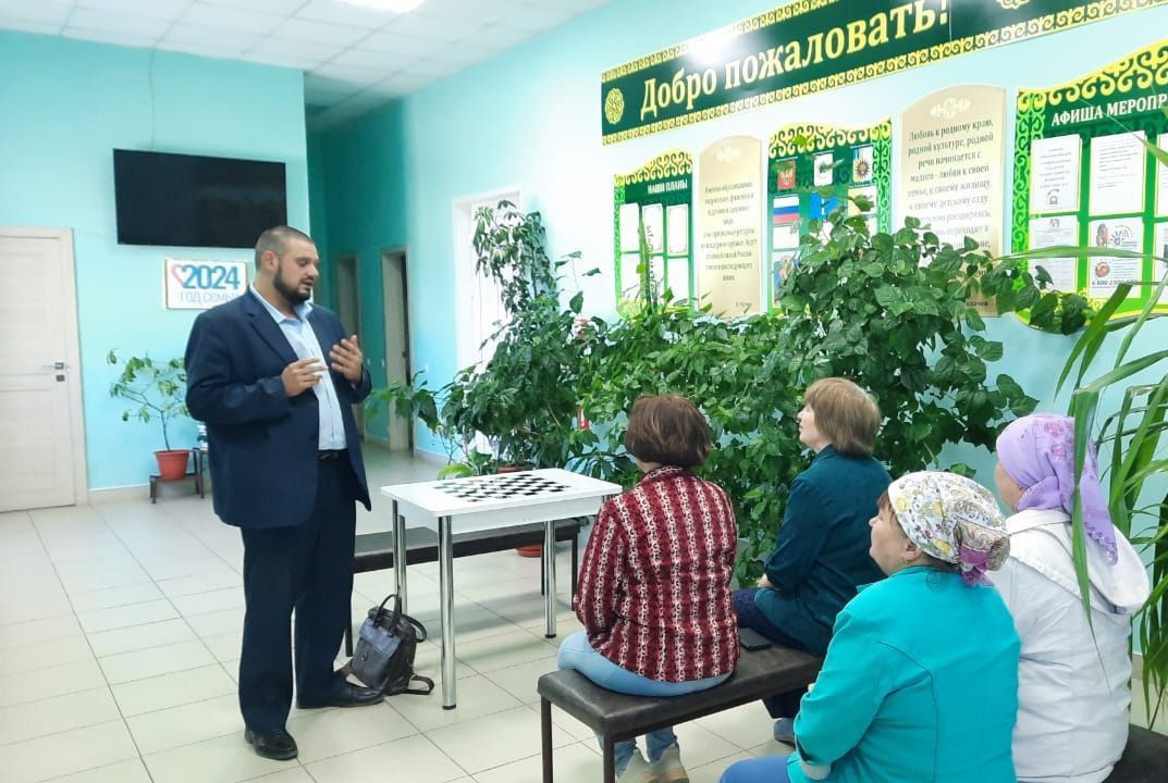 Правовое просвещение граждан старшего поколения: Ульяновские юристы провели обучающие встречи на площадках центров активного долголетия