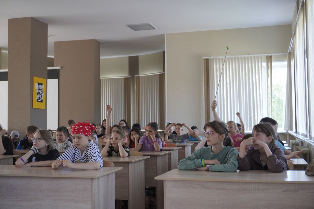 Счастливому детству – безопасный Интернет! Счастливому детству – безопасный Интернет!