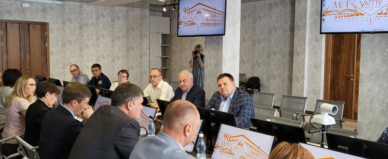 Ульяновские студенты-юристы станут полноправными участниками системы бесплатной юридической помощи Ульяновские студенты-юристы станут полноправными участниками системы бесплатной юридической помощи