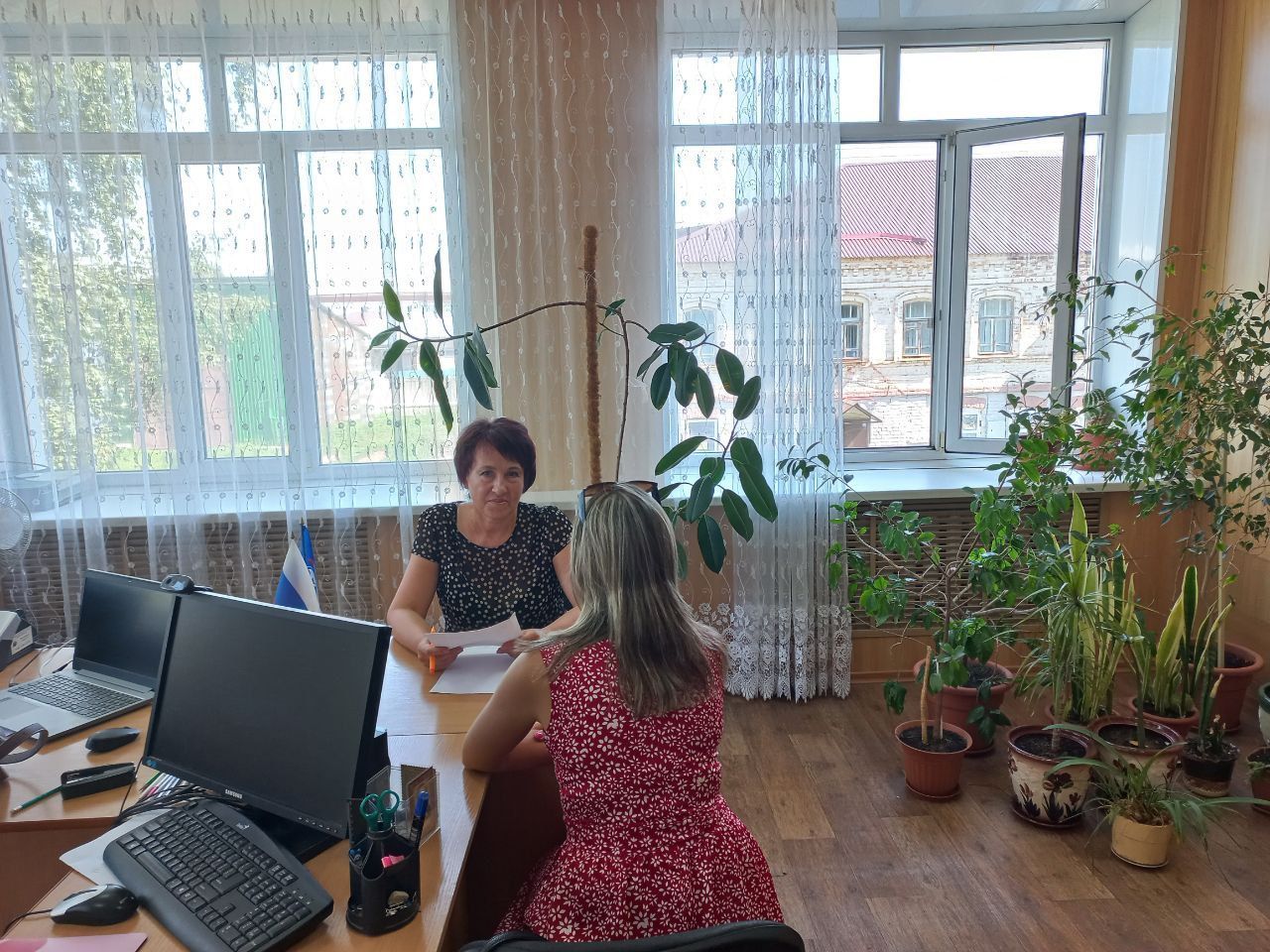 Ульяновские юристы приняли участие в Неделе приёмов по вопросам правовой поддержки граждан