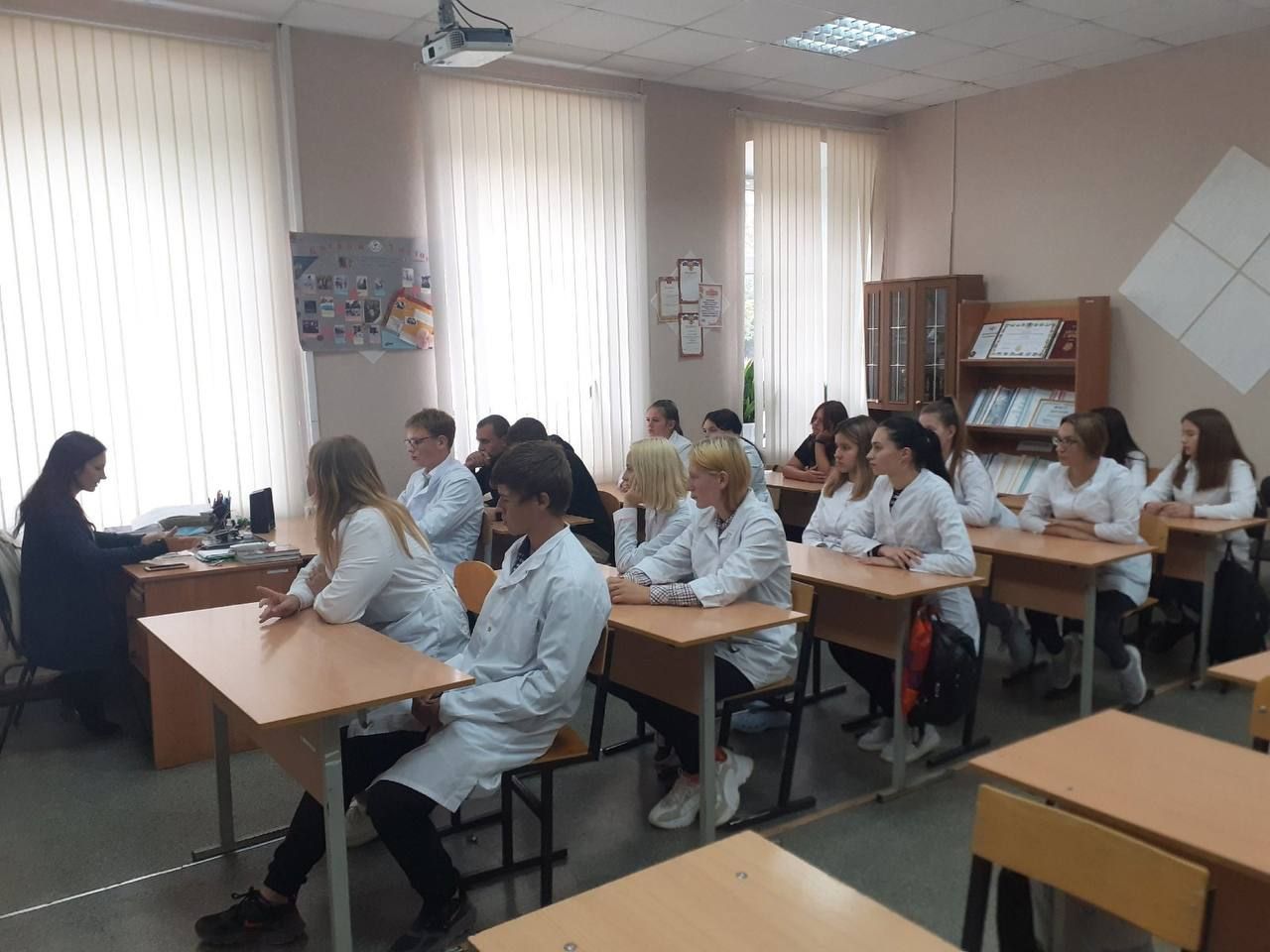 Ульяновские юристы прочли правовые лекции для студентов-медиков и совершили выезд в пункт временного размещения эвакуированных граждан
