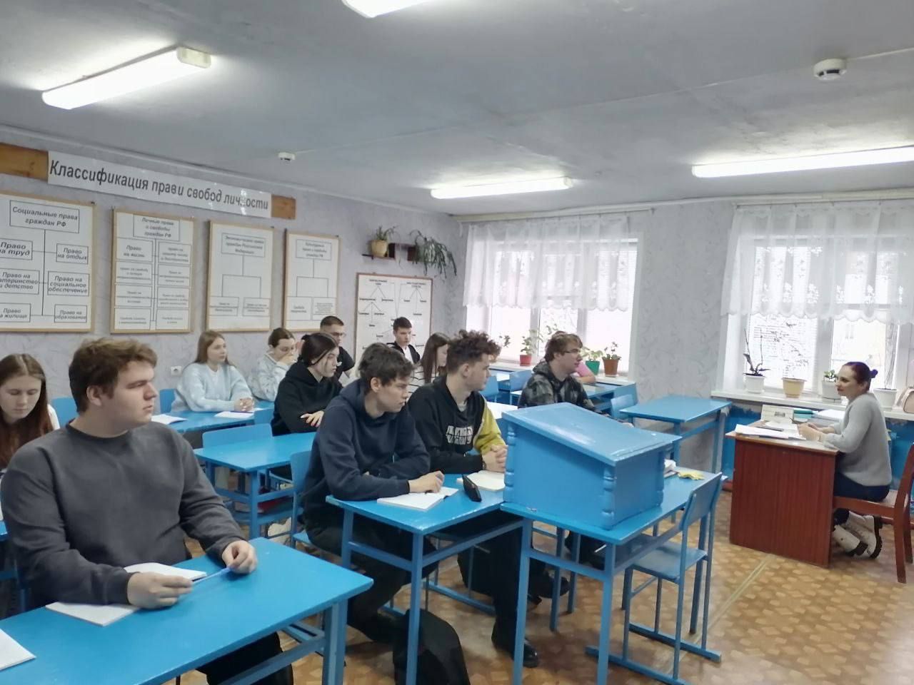 Ульяновские юристы провели серию уроков права для школьников и студентов