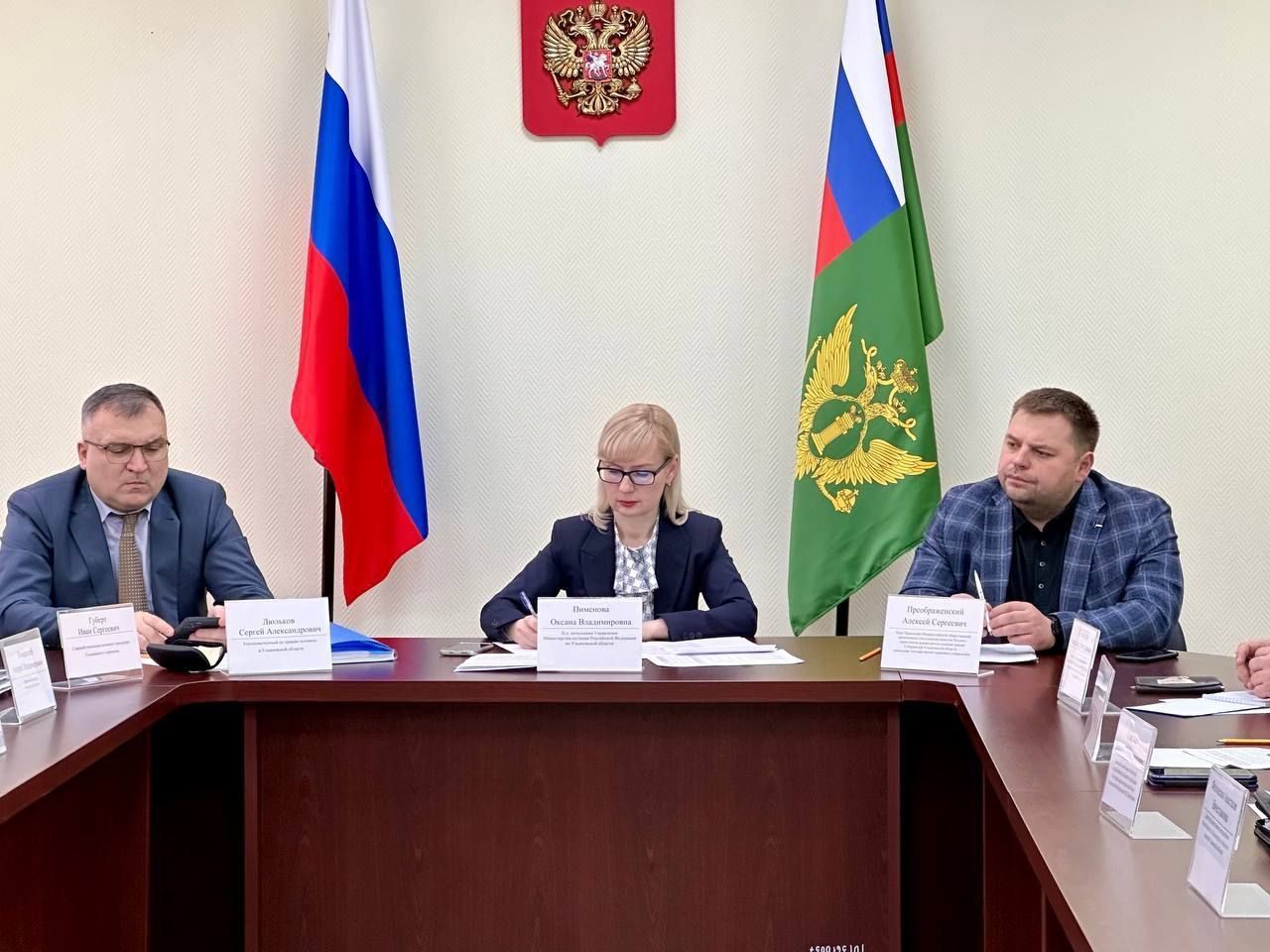 Ульяновские юристы внесли предложения по совершенствованию механизмов оказания бесплатной юридической помощи участникам СВО