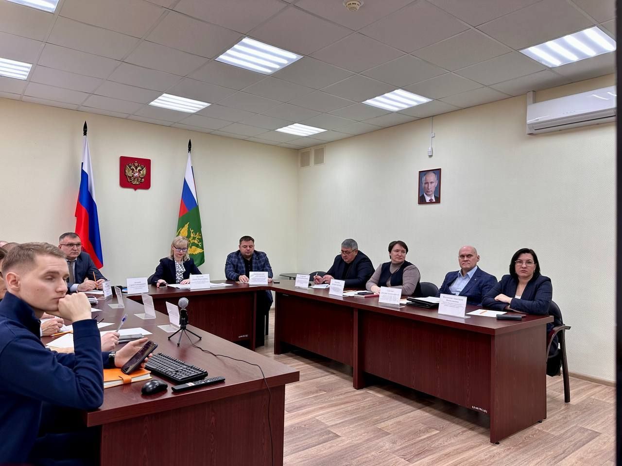 Ульяновские юристы внесли предложения по совершенствованию механизмов оказания бесплатной юридической помощи участникам СВО
