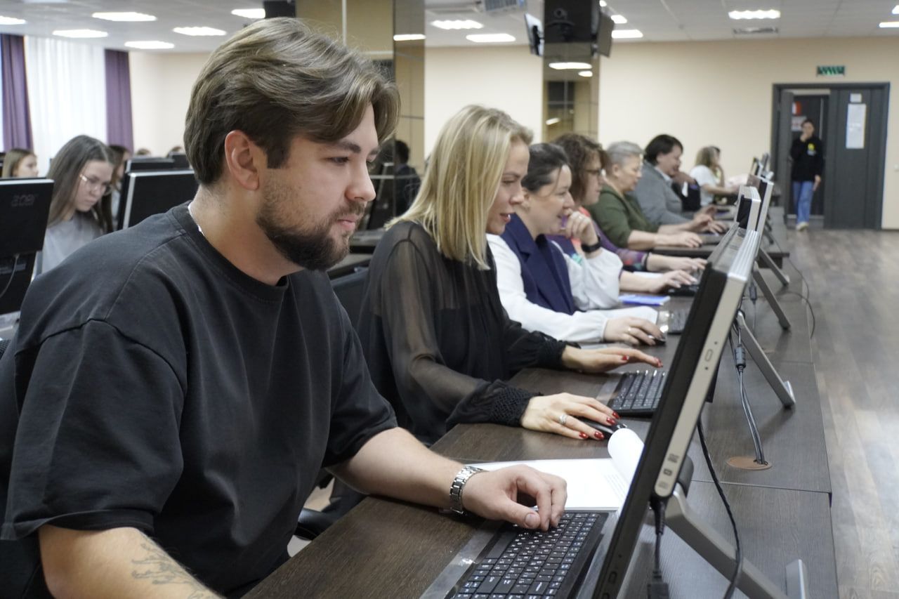 В День Конституции Российской Федерации в Ульяновске состоялось очное написание Всероссийского правового диктанта